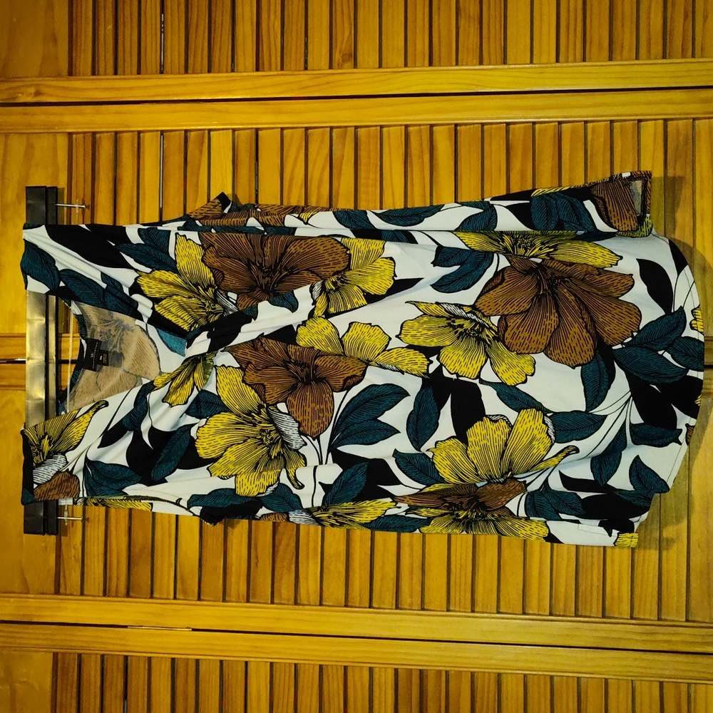 Worthington Flowery Print XL Top